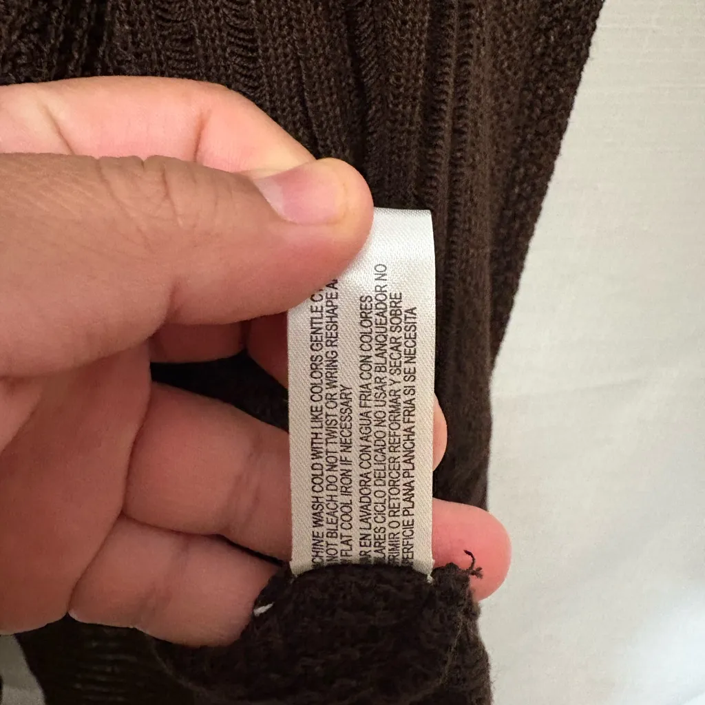 Carolyn Taylor Brown Cardigan Sweater Lightweight Knit - Image 6