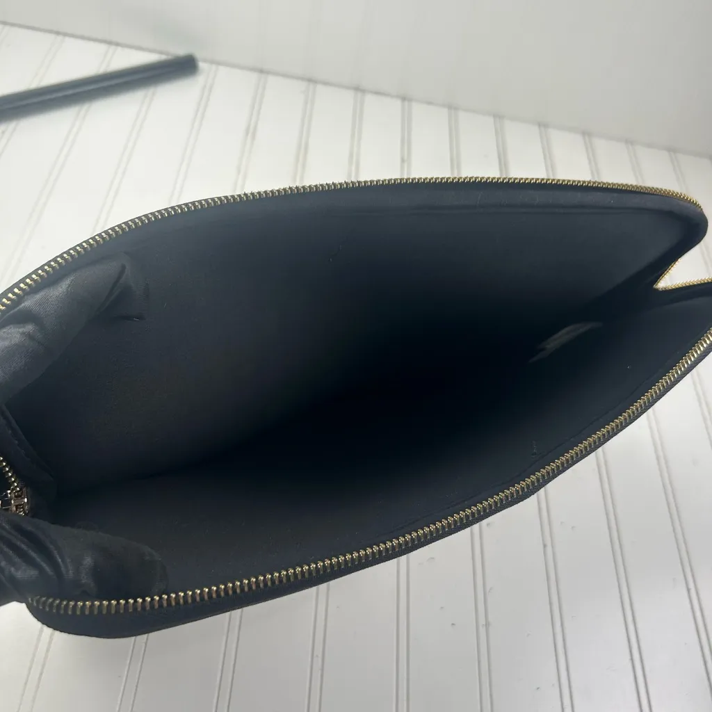 Kate Spade New York Black & White Striped Laptop Bag Sleeve - Image 8