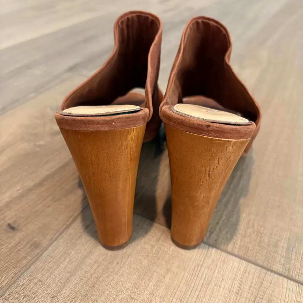 GIANNI BINI Korran‎ Crinched Leather Mule Wooden Block Heels Brown size 9 - Image 3