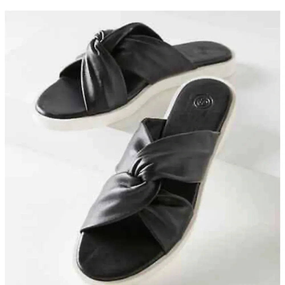 Urban‎ Outfitters UO Black and White criss crossed leather rubber sandals - Image 2