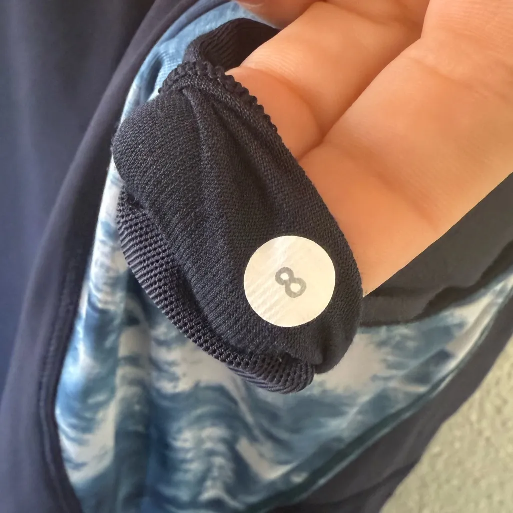 Lululemon Mesh With Me Tank Size 8 - Image 5