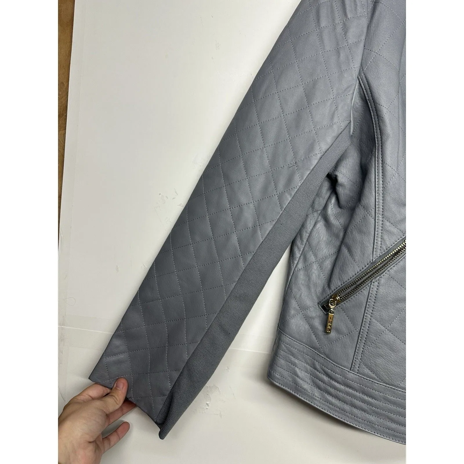 IMAN Women’s Genuine Leather Jacket Gray Size XL Quilted Zip Front Stylish Coat - Image 4