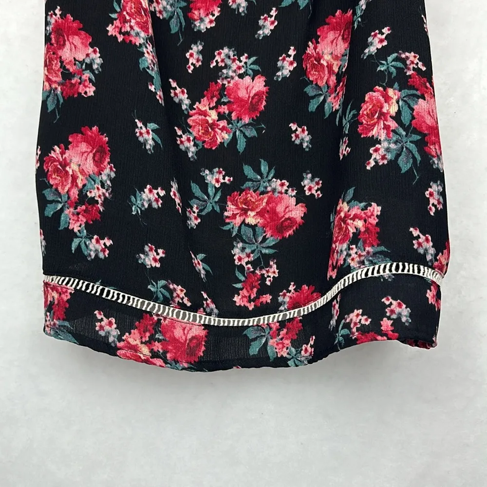 Lily White Top Womens Blouse Ruffle Black Floral Sz M - Image 2