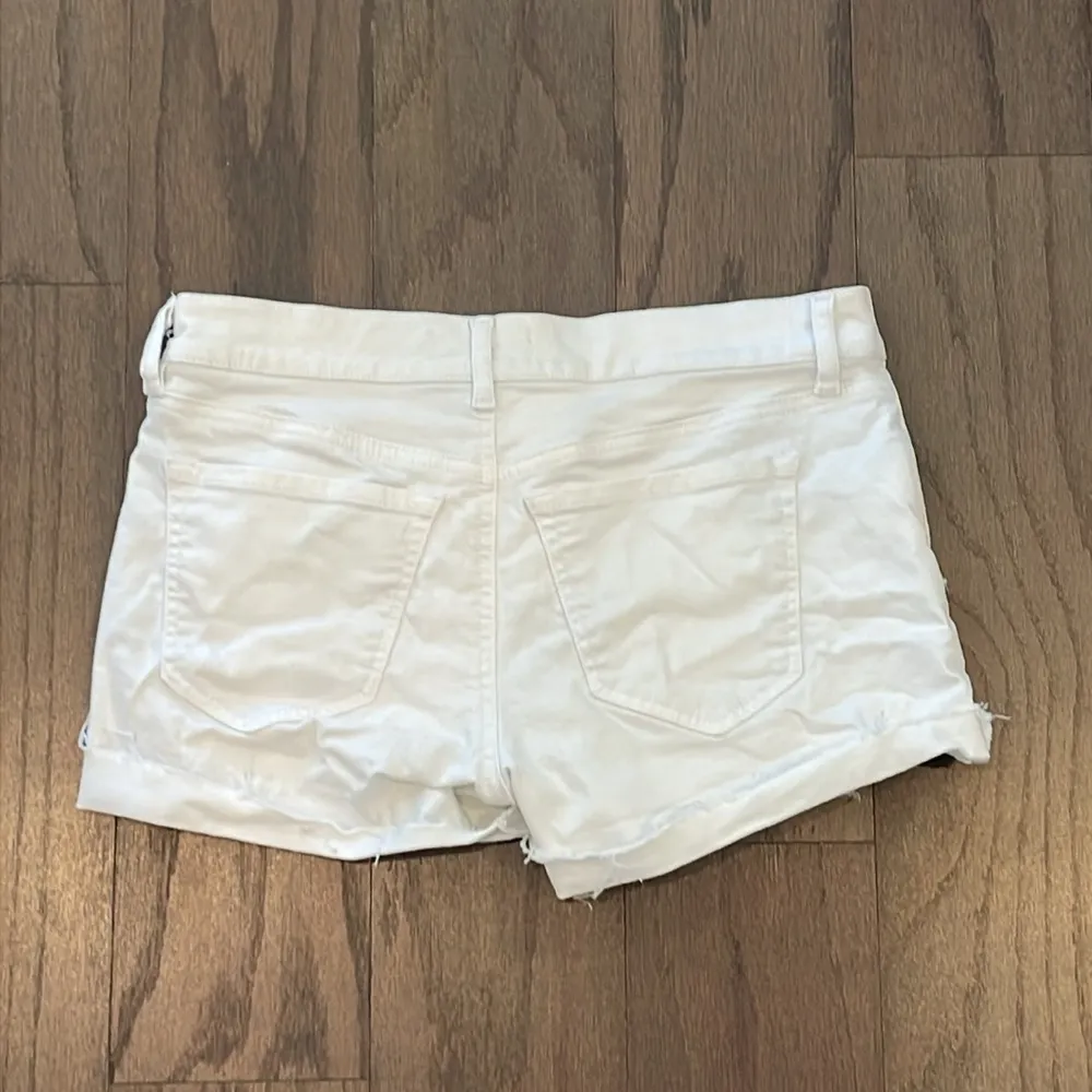 LOFT Petite White Rolled Denim Shorts - Size 0P - Image 2
