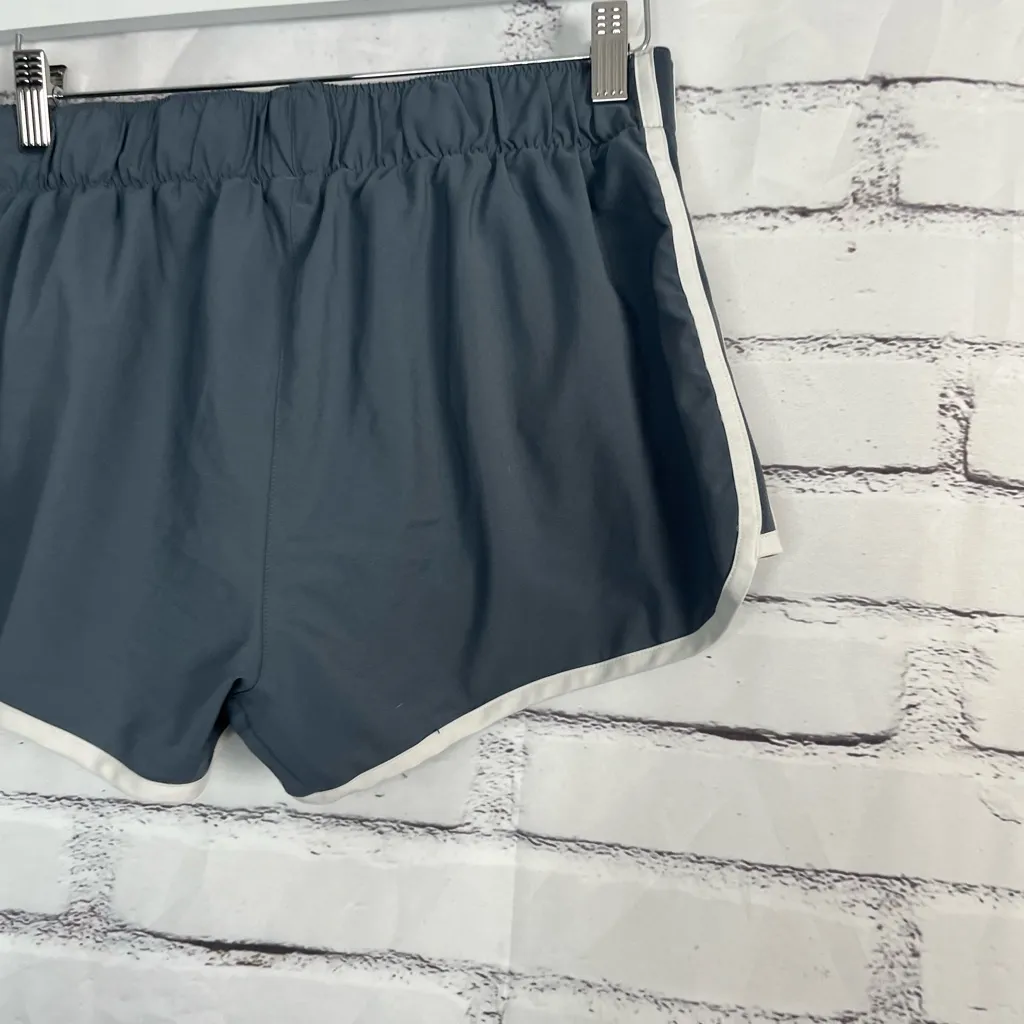 Adidas Women’s Athletic Running Shorts Grey White Y2K Sports M Stretch Gymwear - Image 8