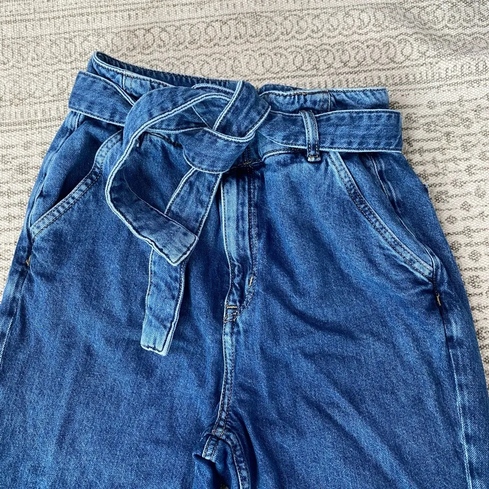 H&M Divided paperbag Jeans - Image 2