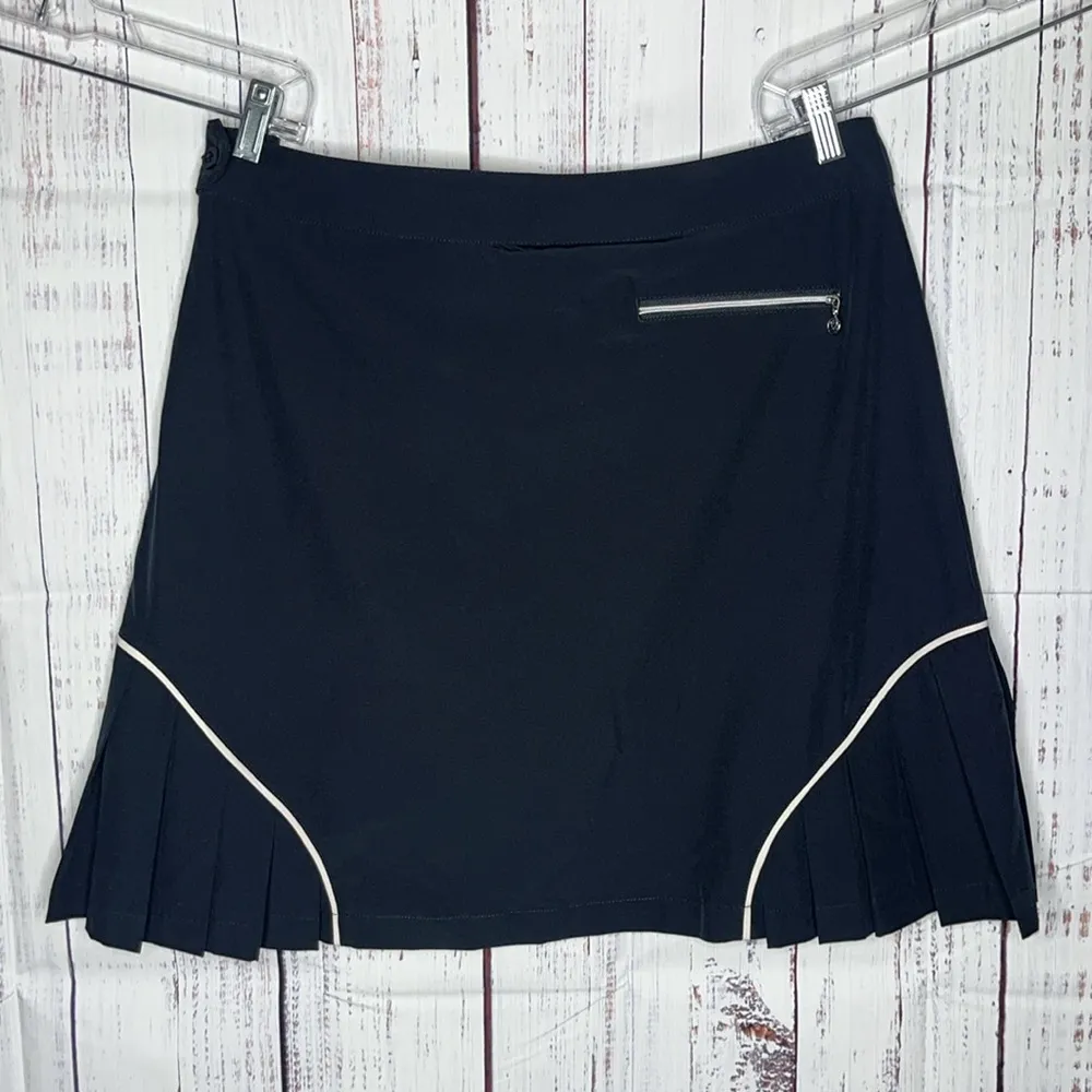 Daily Sports Sweden Size 12 Navy Blue & White Pleated Skort - Image 2