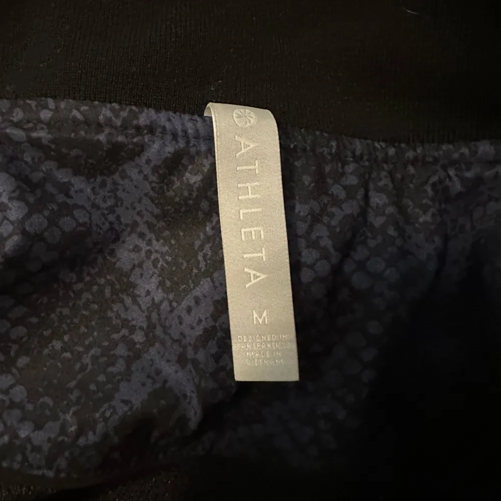 Athleta Brooklyn Bomber Zip Up Jacket Blue Python (size M) - Image 4