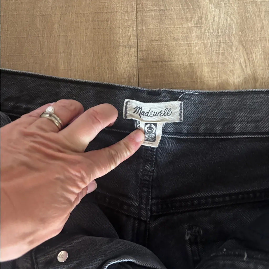Madewell button fly Denim Shorts - Image 2