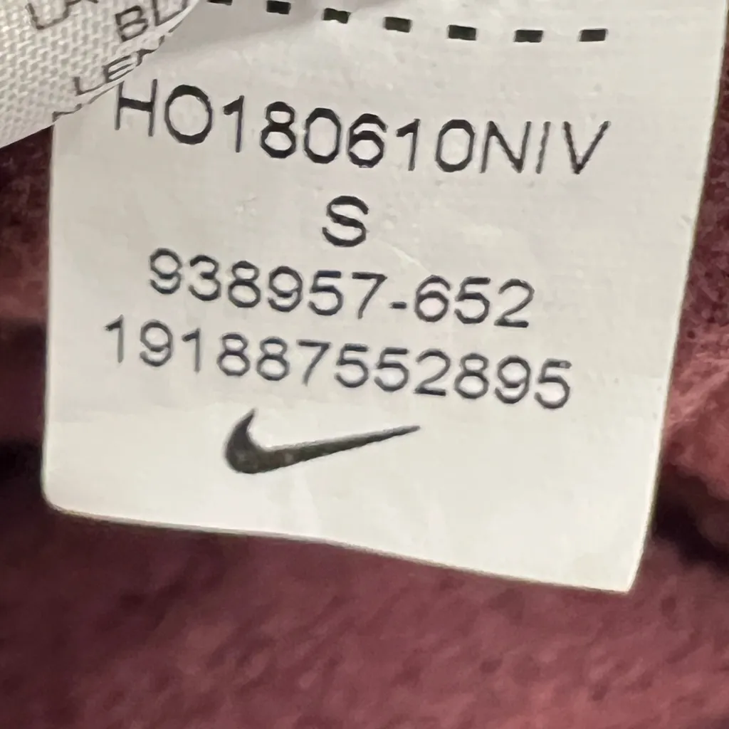 Nike Women’s Maroon Full Zip Hooded with Pockets - Size Small - VGUC - Image 8