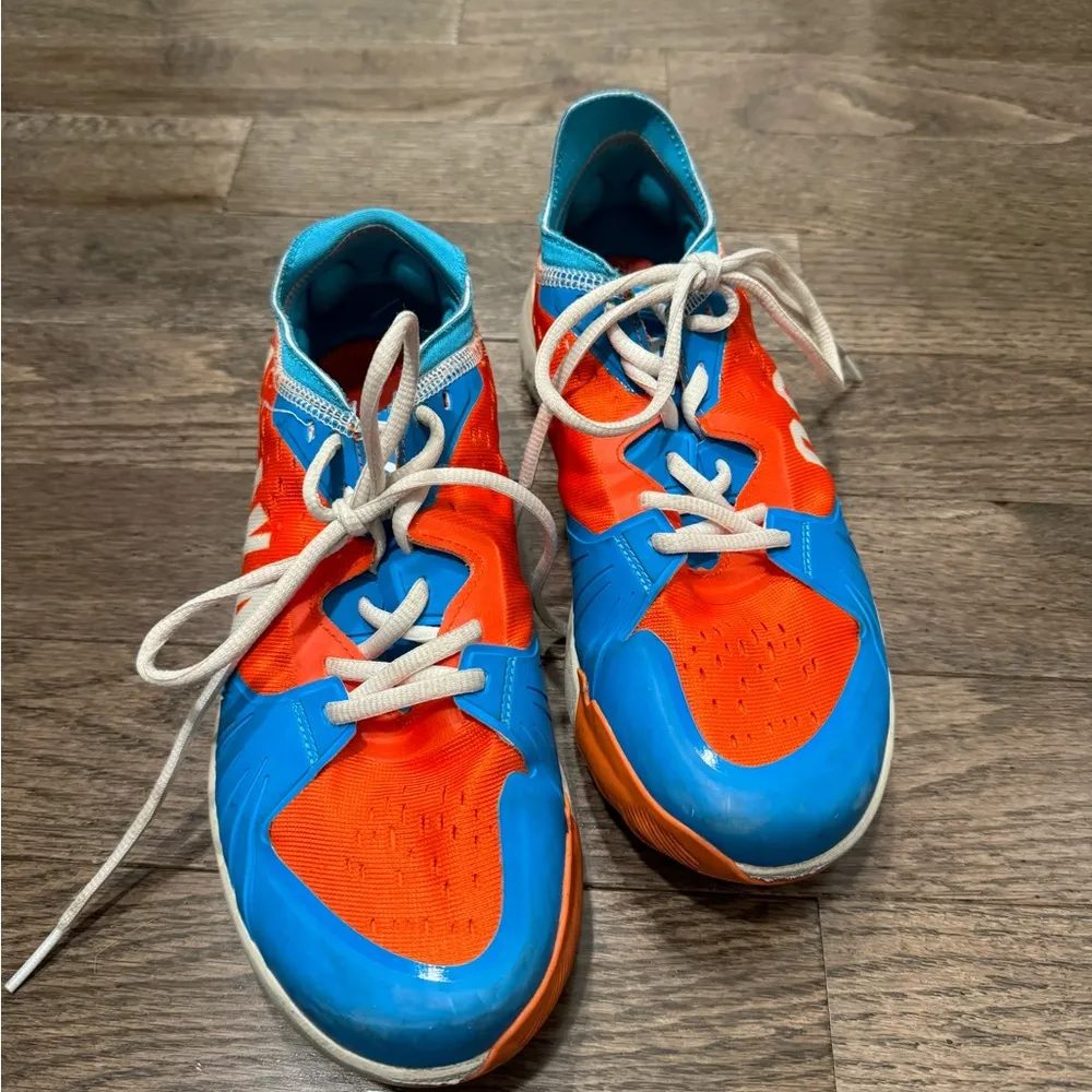 Osaka Cleats Size 8 - Image 5