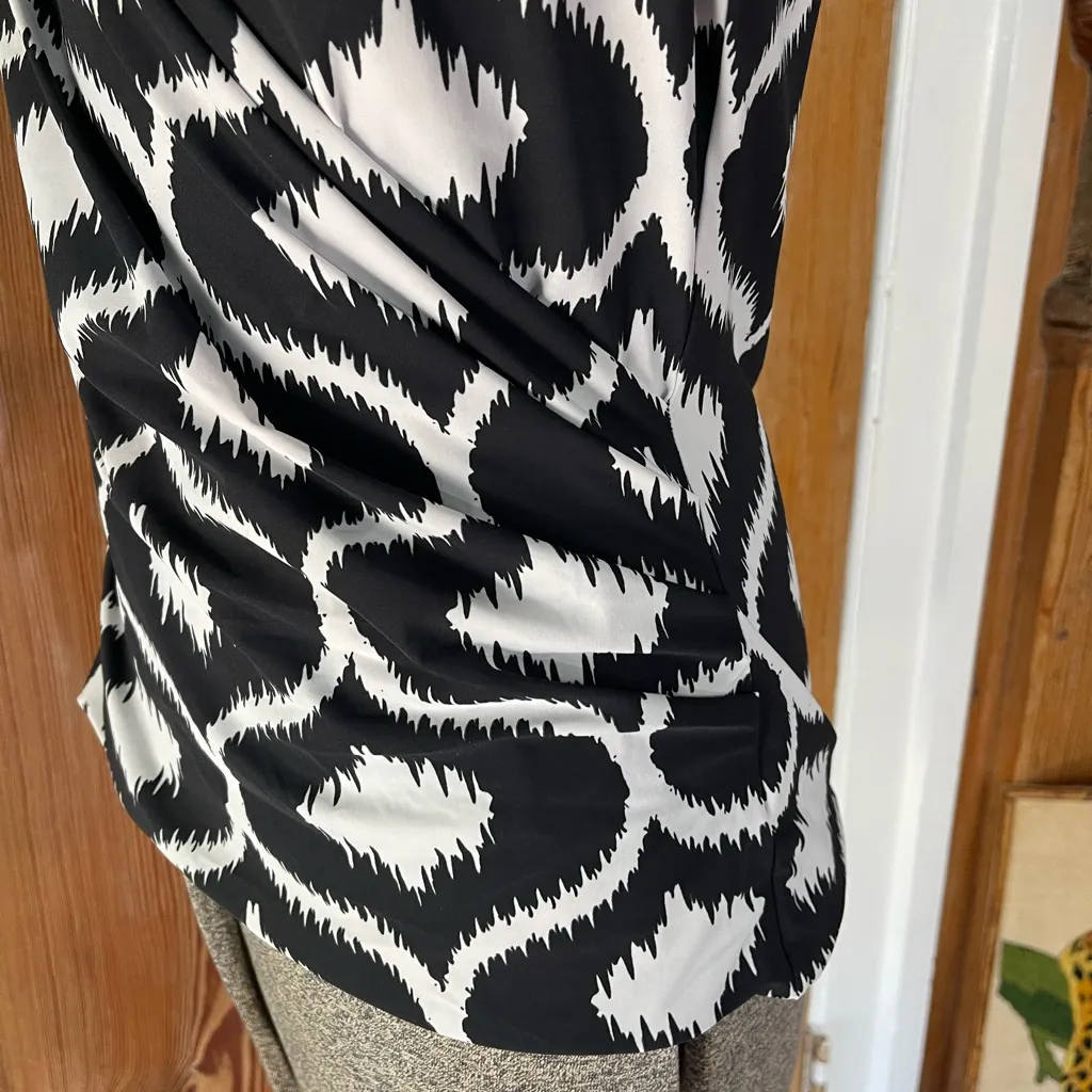 Chiara Boni Black & White Ikat Wrap Top Long Sleeve Stretch Knit Size Small 🍄 - Image 6