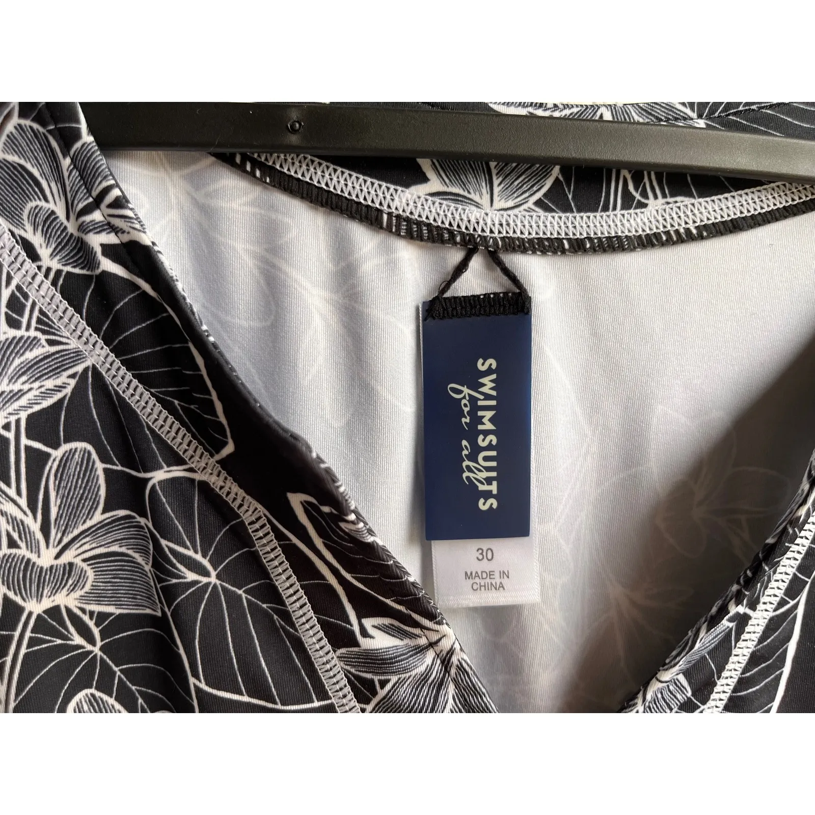 Swimsuits For All Swim 365 Black and white floral coverup‎ plus size 30 NWOT - Image 4