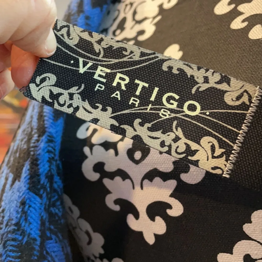 VERTIGO PARIS Indigo Blue and Black Chic Bat Sleeve Blazer Jacket Size Medium - Image 8