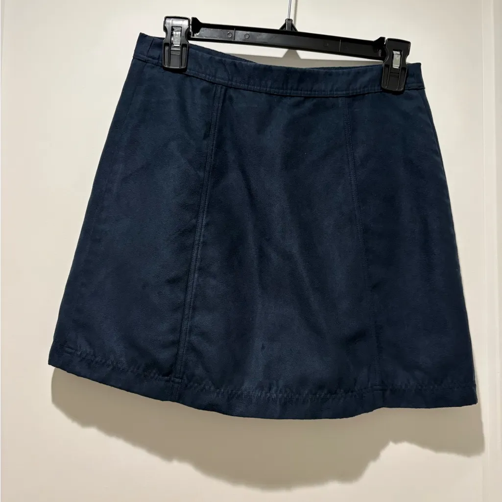 Hollister Dark Blue Button-Down Mini Skirt - Image 2