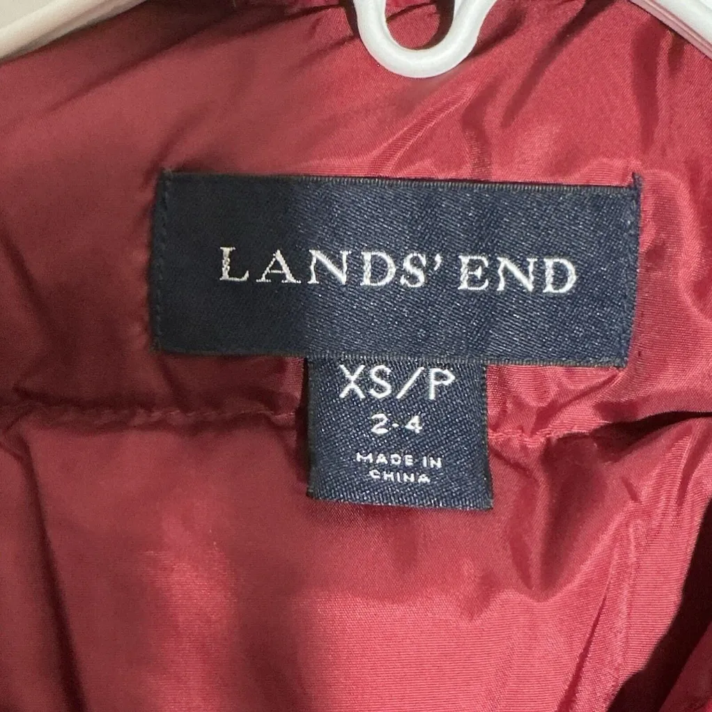 Woman’s Lands End Size X Small Vest Puffer Down Quilted Light Weight Red - Image 5