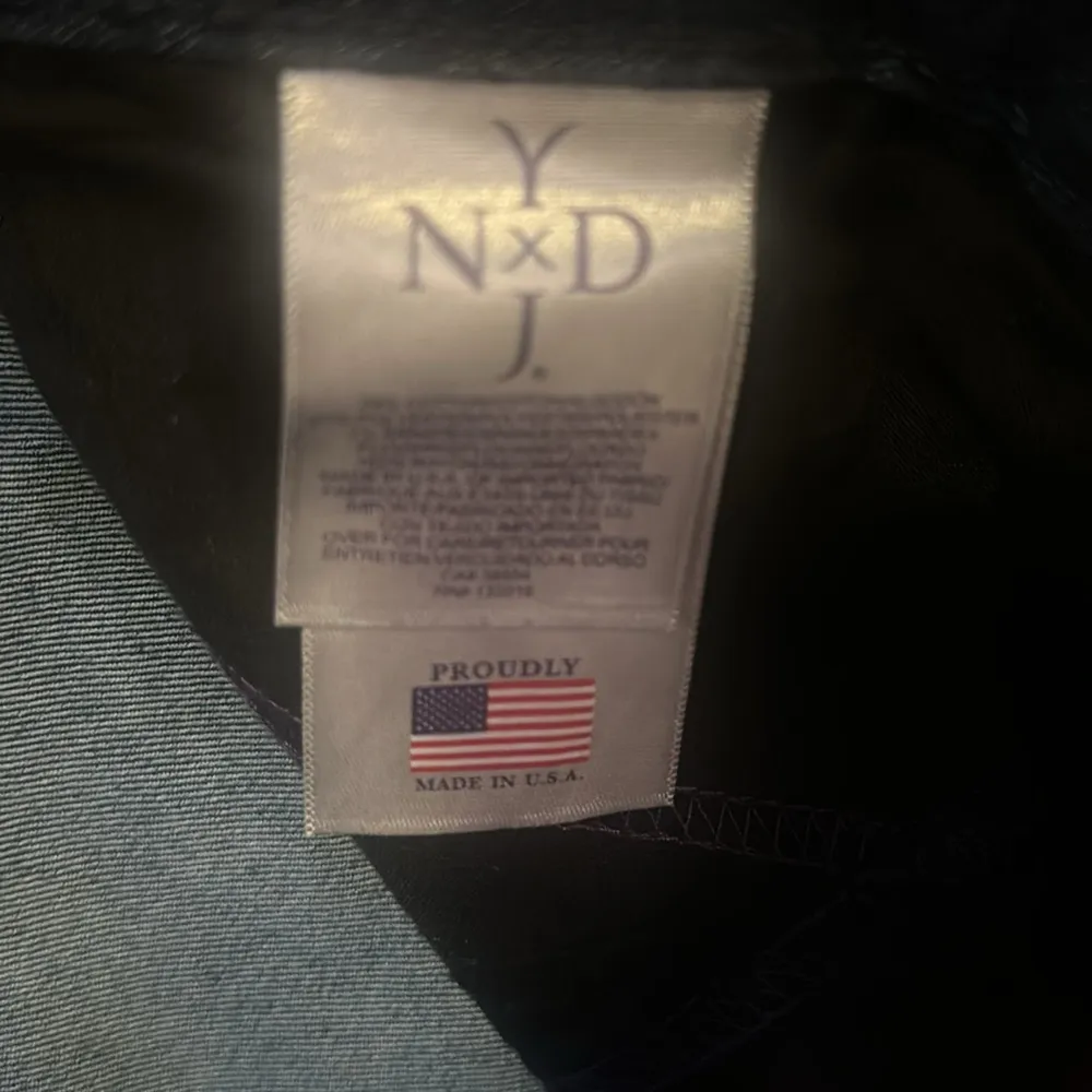 NYDJ slim straight Patterned jeans high waist nwot $128 - Image 5