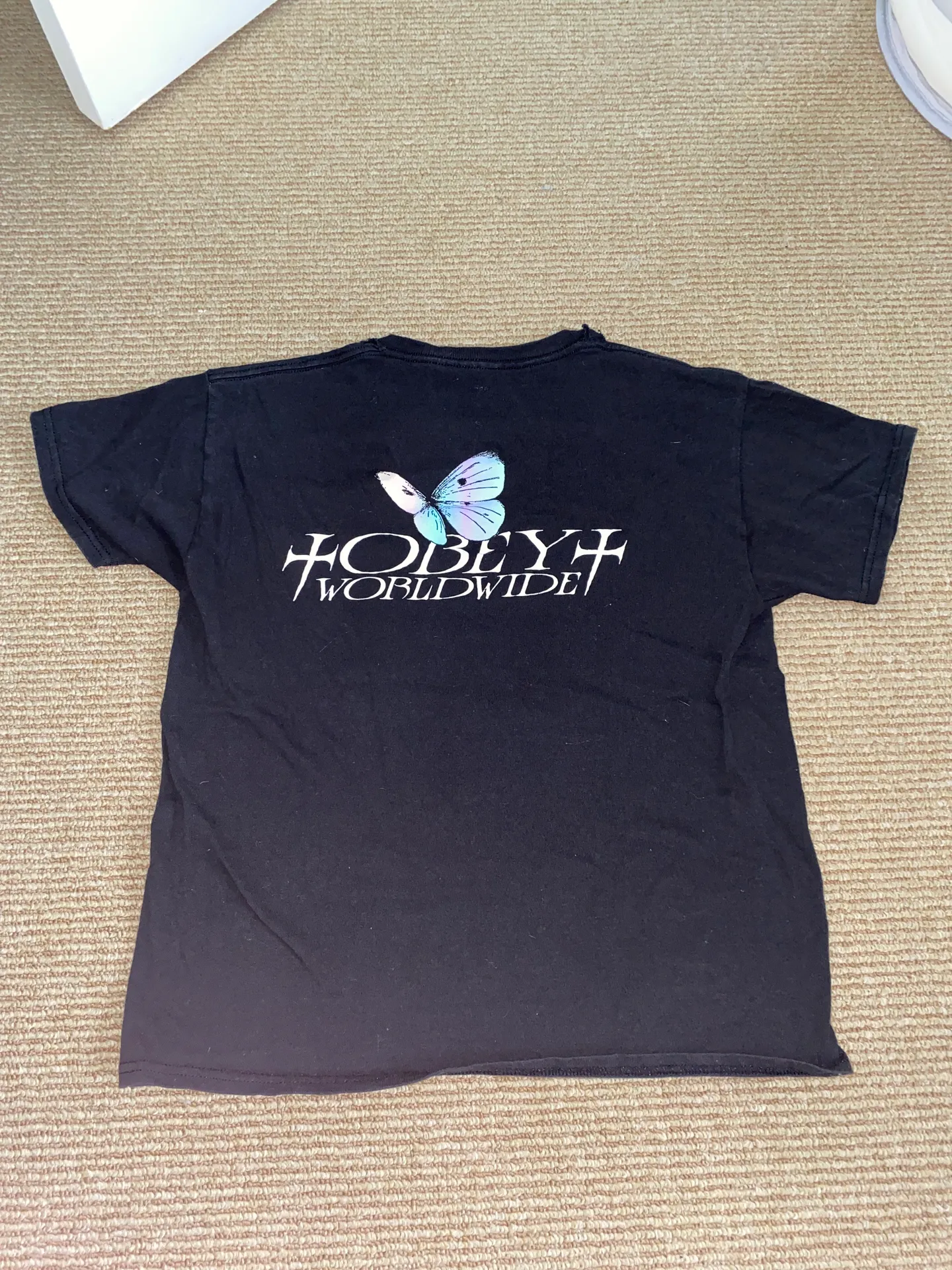 Obey T-shirt - Image 3