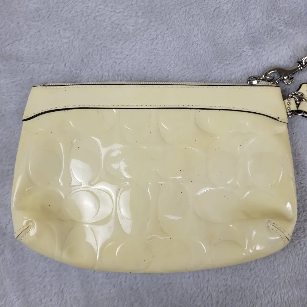 Coach Women's Wrislet Wallet Clutch Beige - Image 5