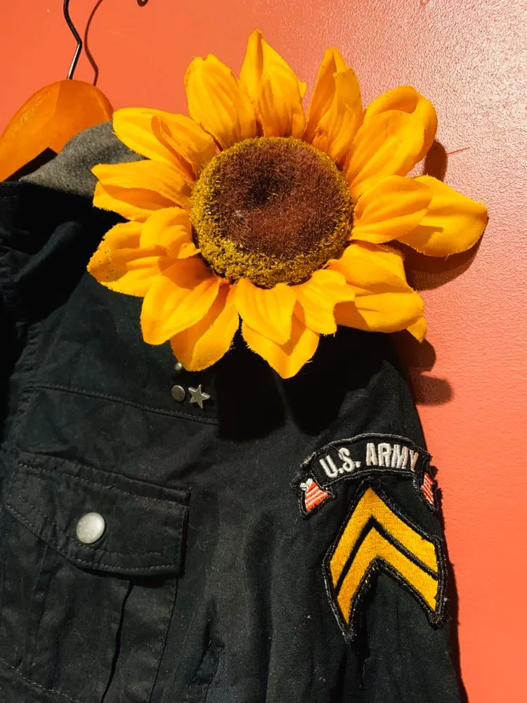 Army Surplus Jacket🖤 - Image 7