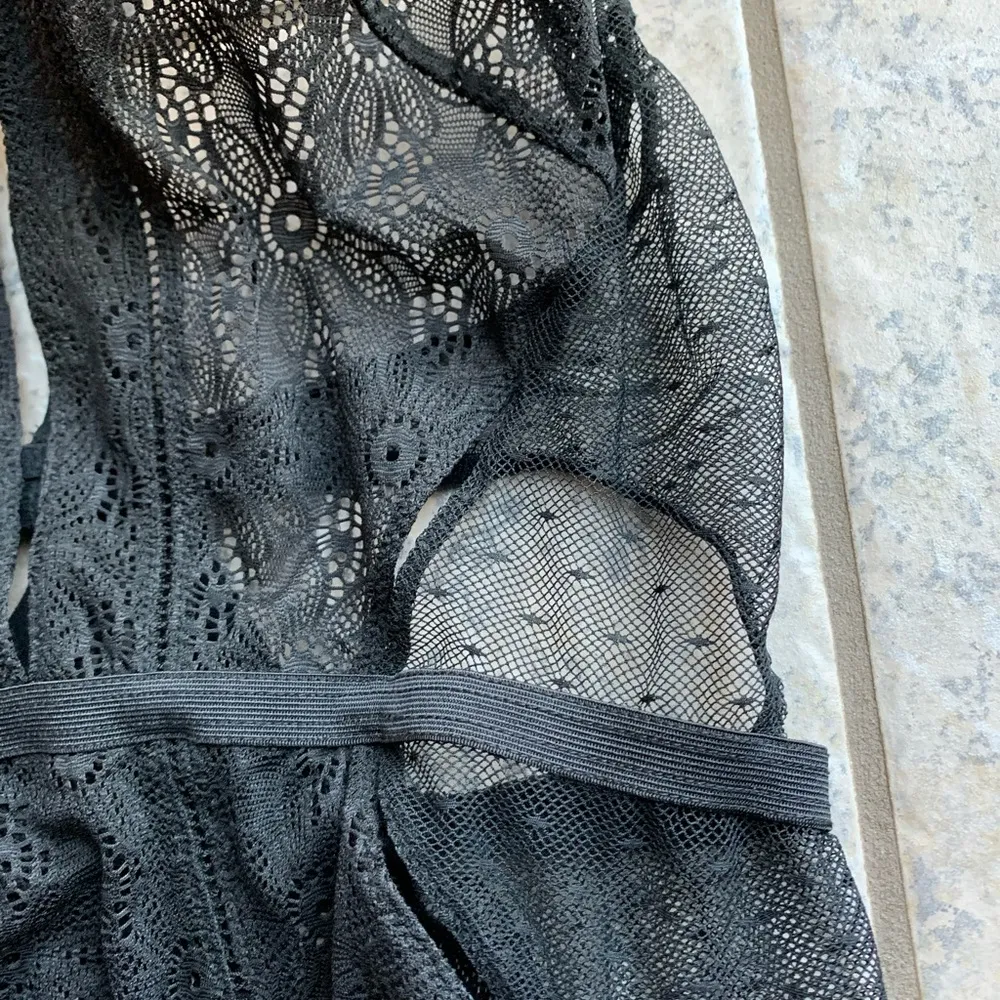 NWOT VS Black Floral Cutout Lace Teddy - Image 4