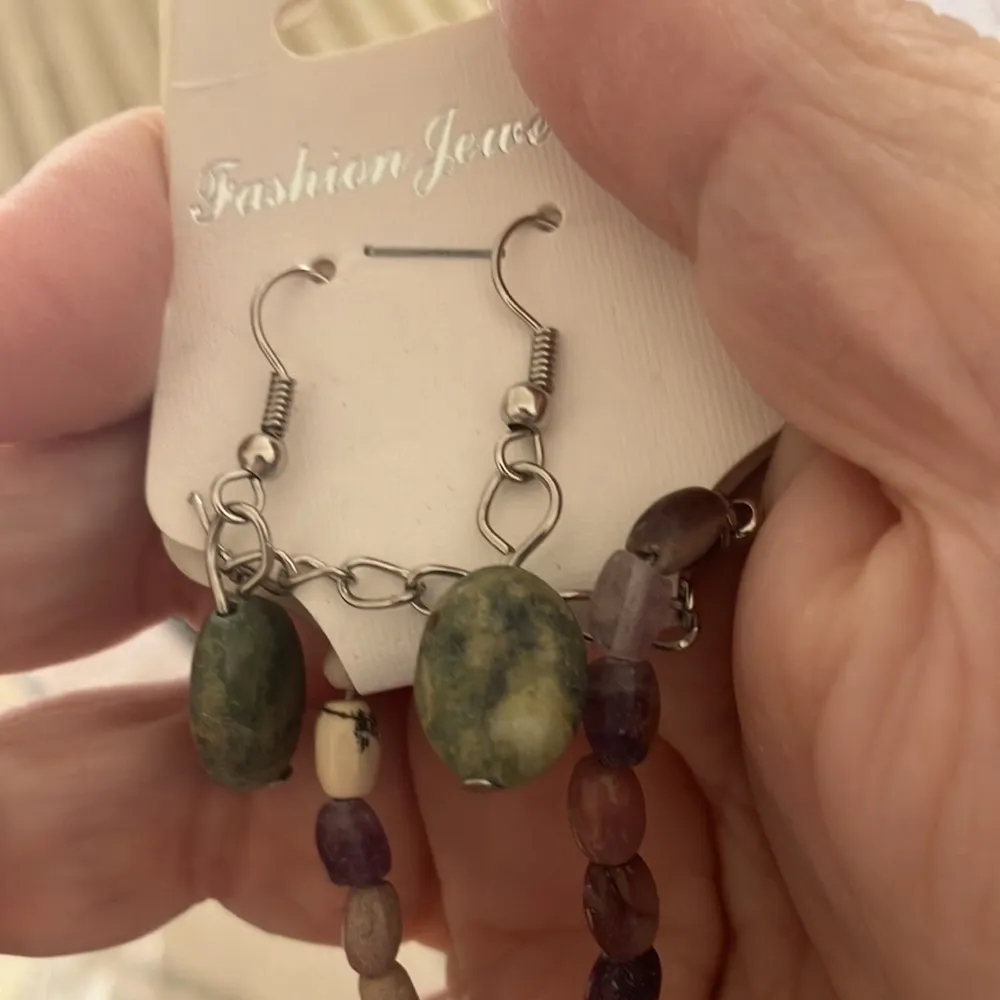 New Necklace and Earring Set - Image 2