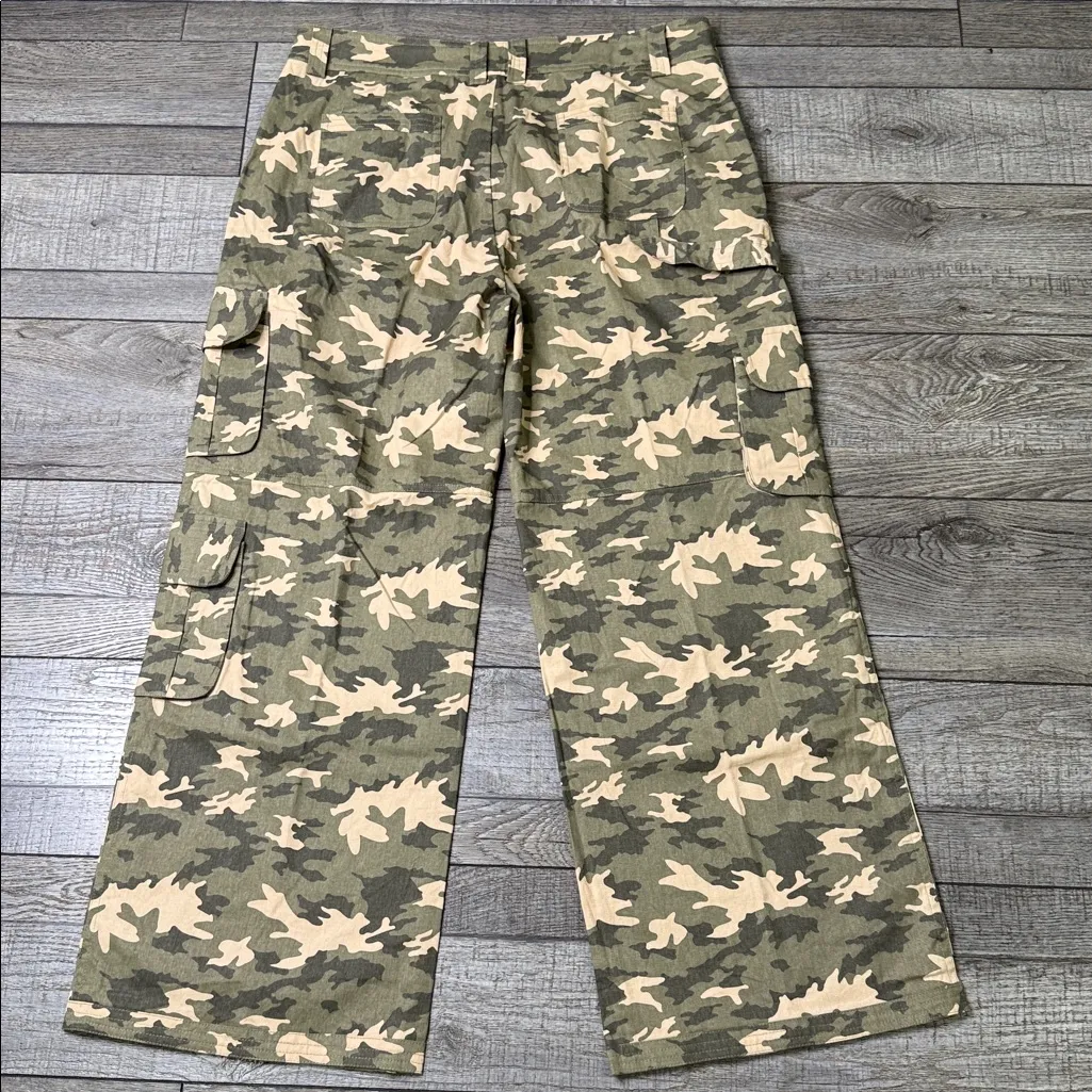 Pink Lily Camouflage Patterned Apparel - Image 8