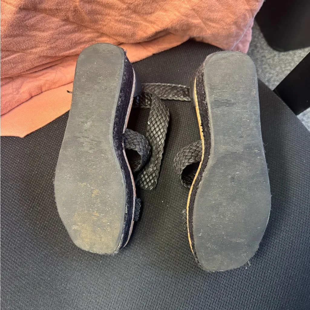 Chinese Laundry Black Braided Platform Sandals - Image 4