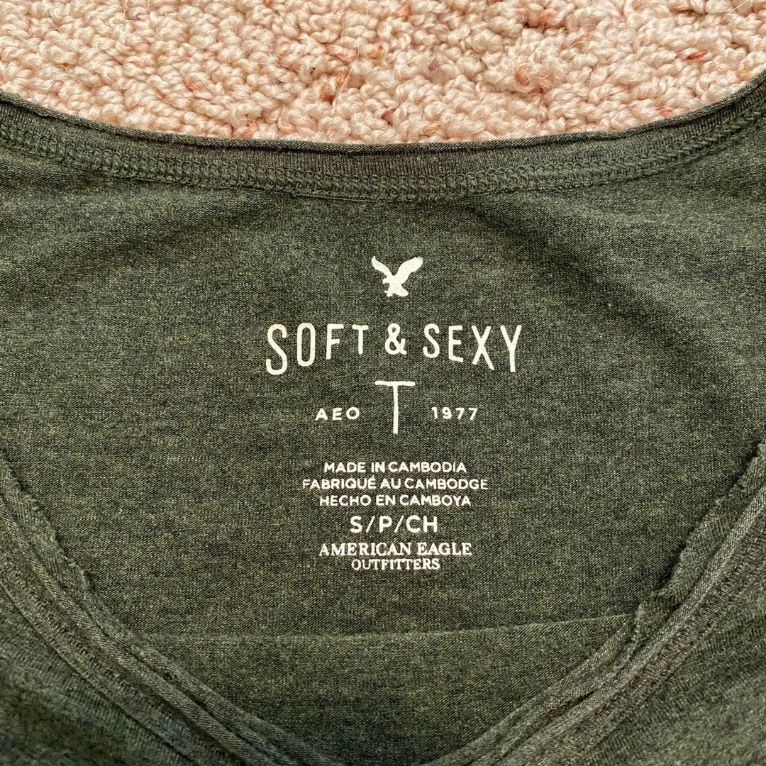 American Eagle ‼️ Soft & Sexy Tee‼️ - Image 4