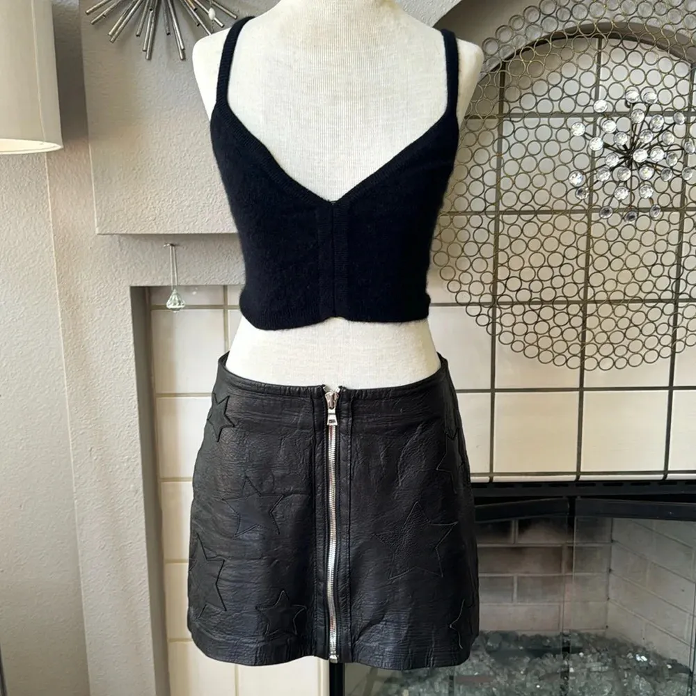 Reformation black genuine butter soft  leather star skirt size 4 EDGY micro - Image 2