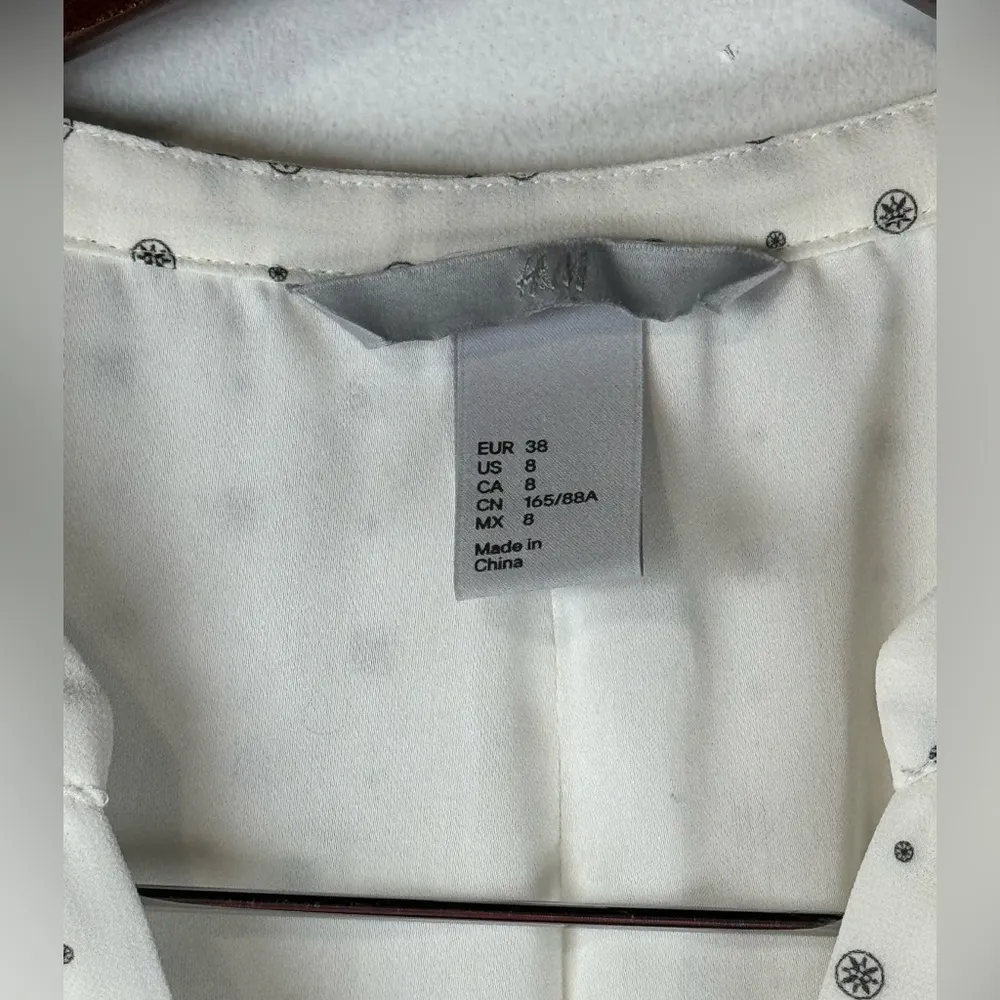 H&M Black & White Pleated Button Front Short Sleeve Tie Waist‎ Shirt Dress Sz 8 - Image 12