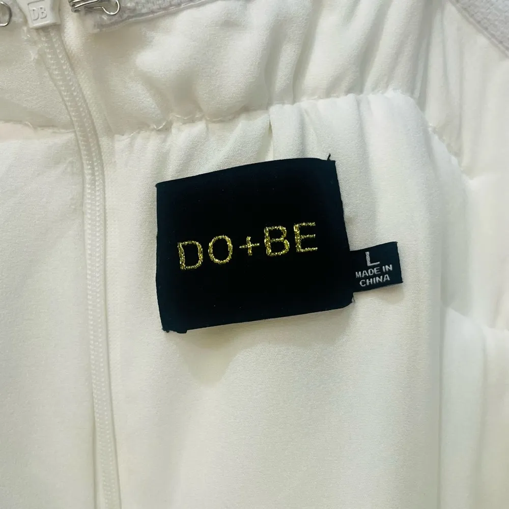 DO+BE boutique Off The Shoulder Ruffle Dress white size Large - Image 4