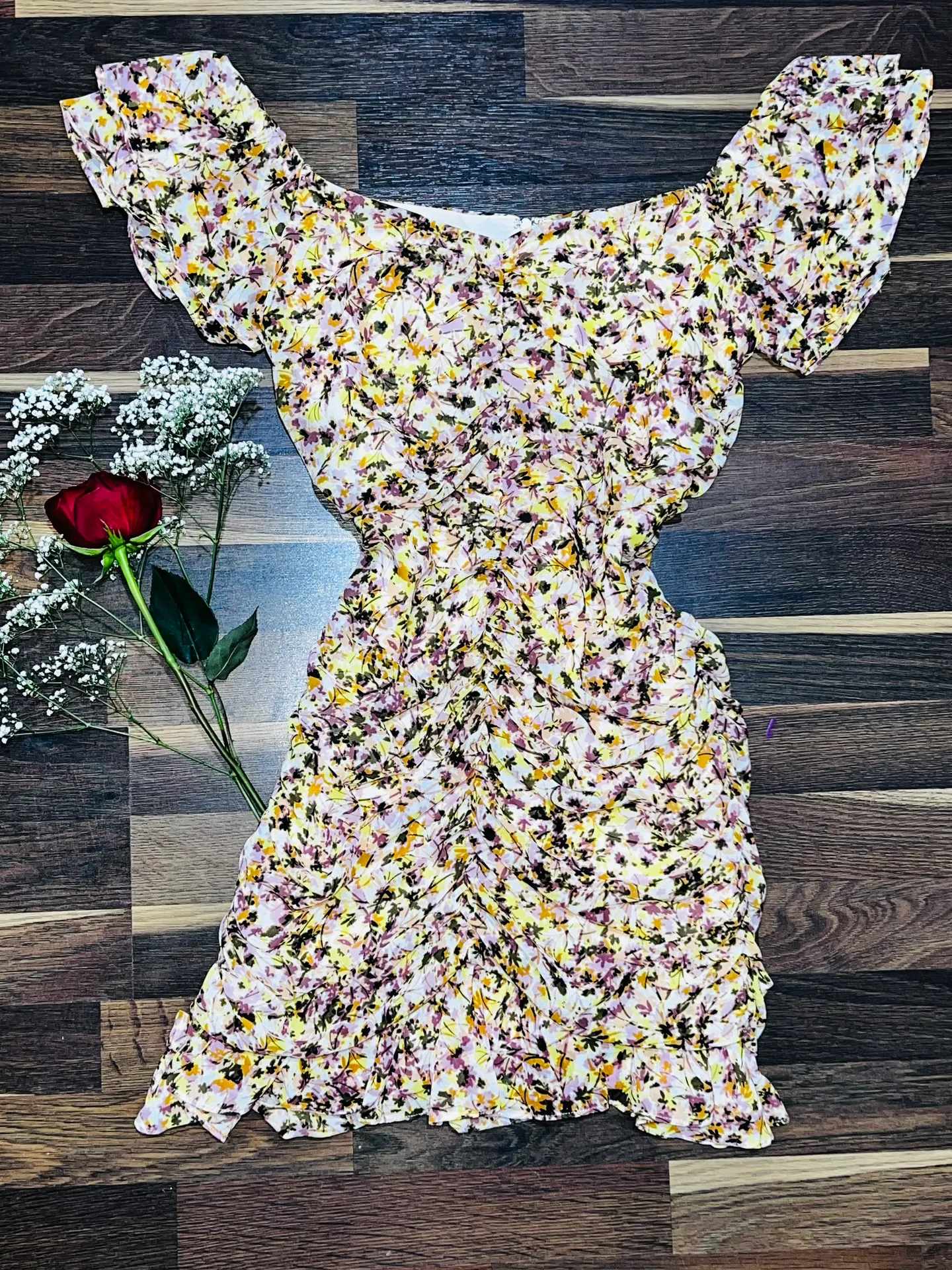 New  SHIRRED FLUTTER MINI DRESS - Image 3