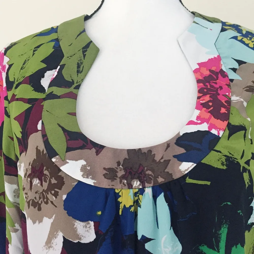 Trina Turk Bonita Dress Silk Floral Women's Size 2 - Image 4