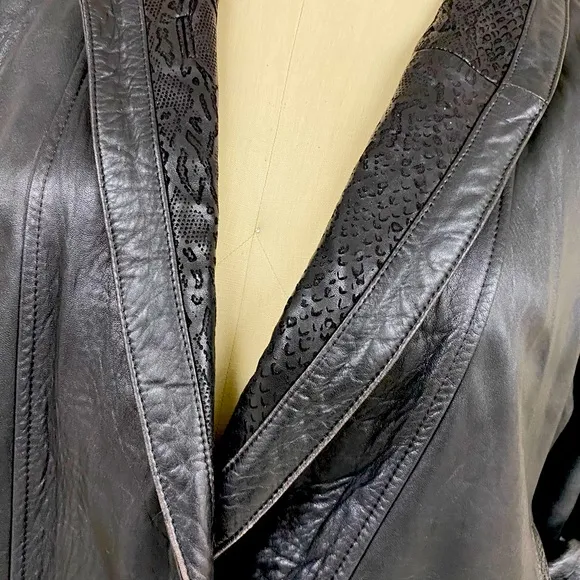 Vintage Leather /snakeskin like Leather Jacket XL - Image 2
