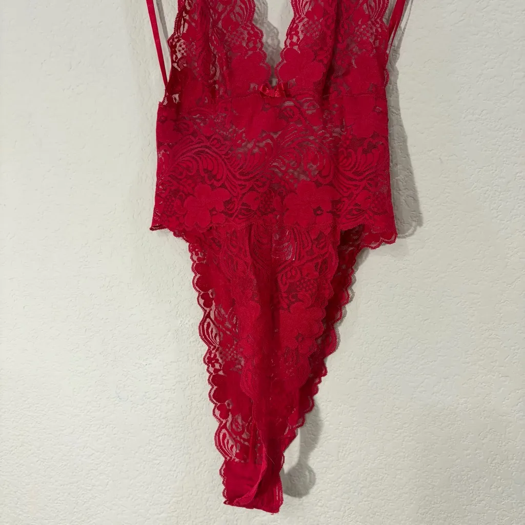 Frederick’s Of Hollywood Siren Red Halter Neck Lace Straps Teddy Sz M Sexy Vacay - Image 4