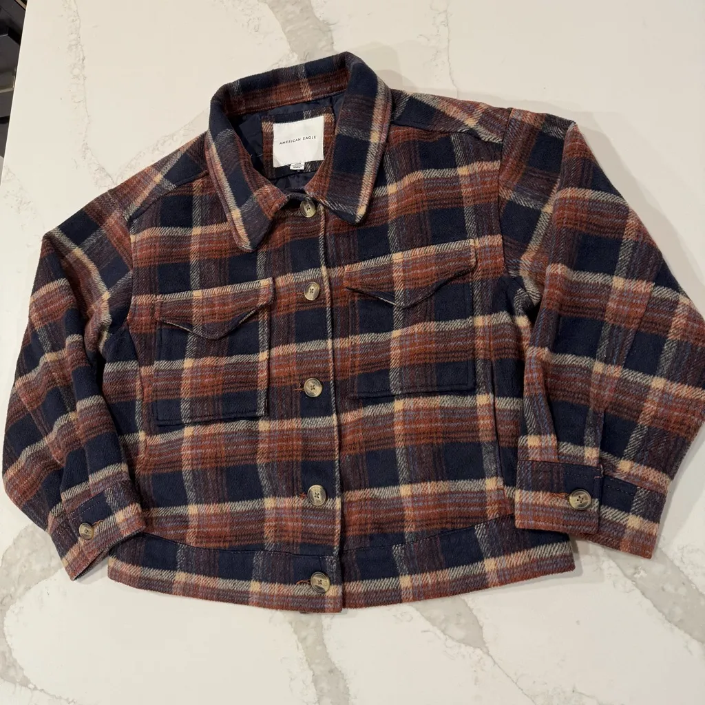 American Eagle Plaid Oversized Lined Shacket Women’s Medium Brown/Navy Jacket - Image 2