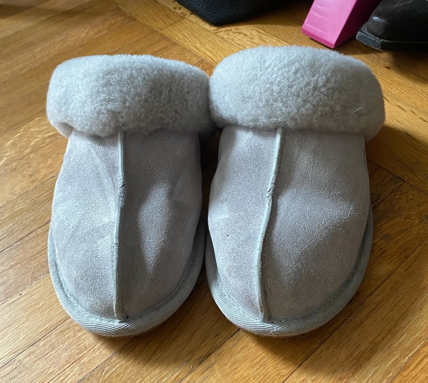 UGG Grey Scuffette  Slippers  - Image 3