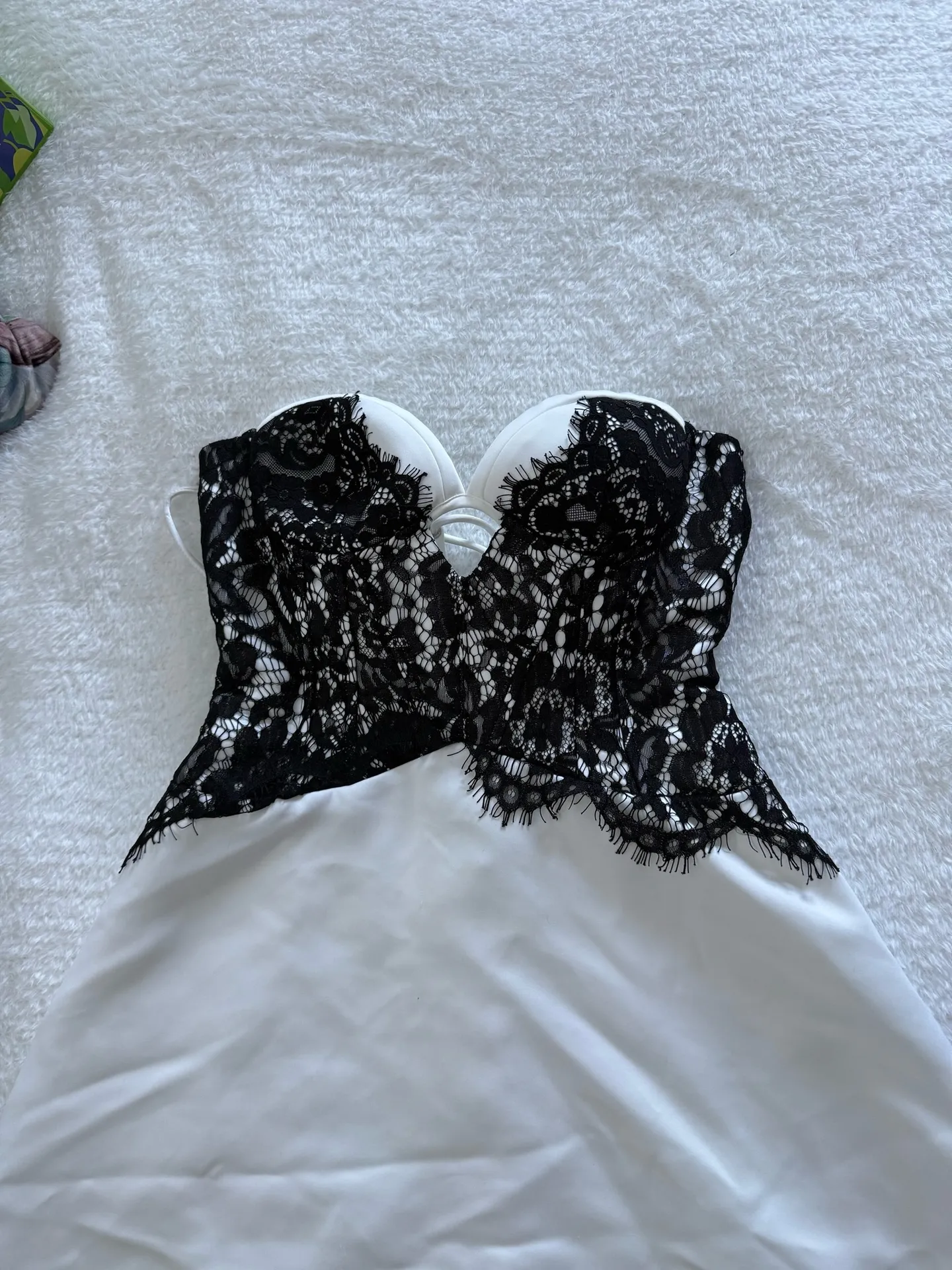 Heiress beverly hills white strapless stain lace dress - Image 2