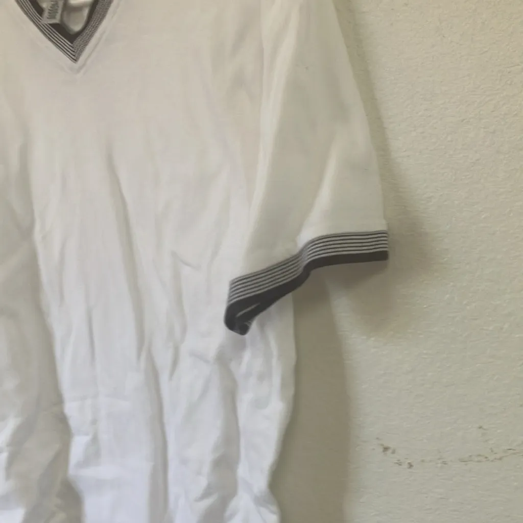 FINAL MARKDOWN White V-Neck port authority ladies t Shirt medium - Image 2