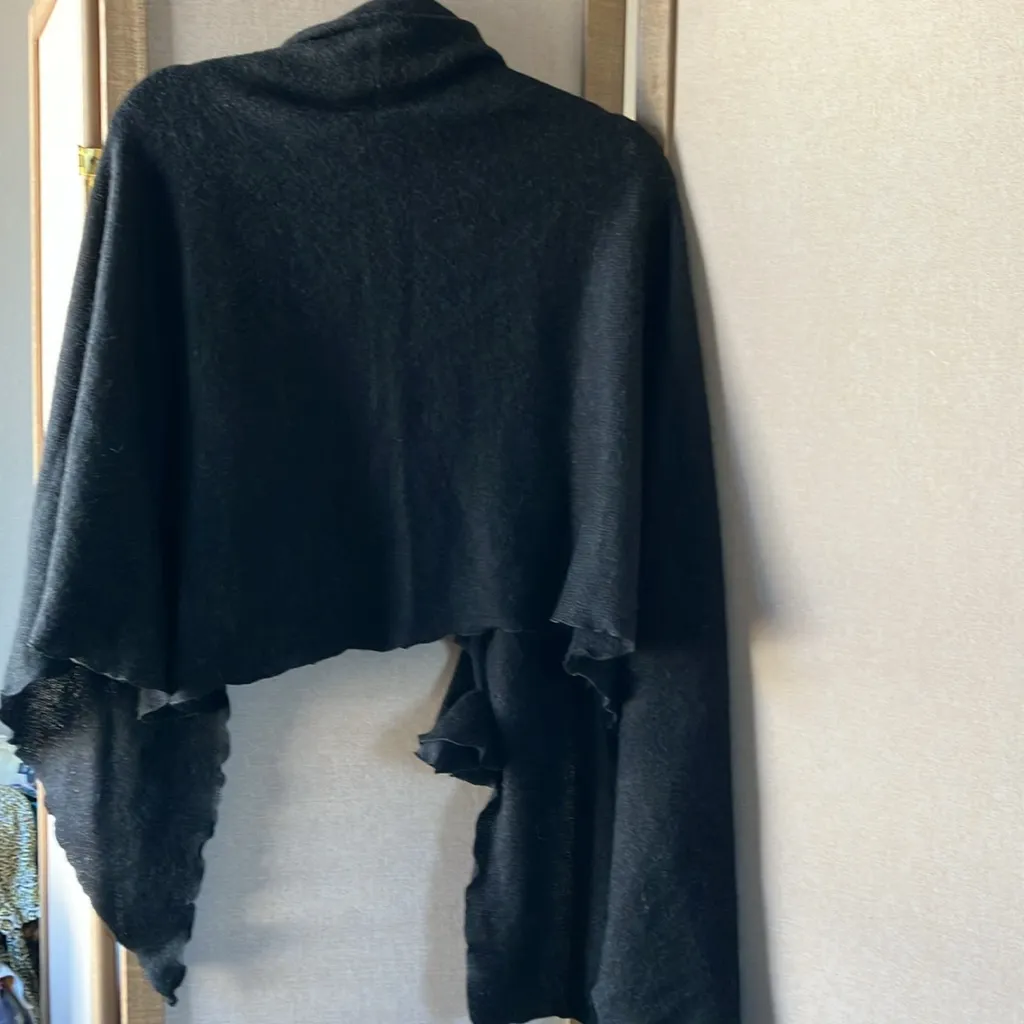 FINAL MARKDOWN Saldarini Black Mohair Blend wrap with floral accent - Image 5