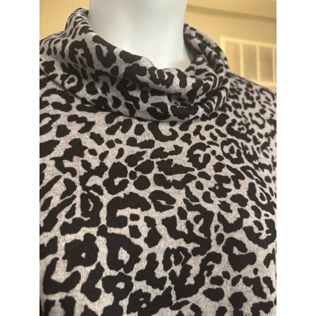 Jones New York  Gray Leopard Print Turtleneck - Image 4