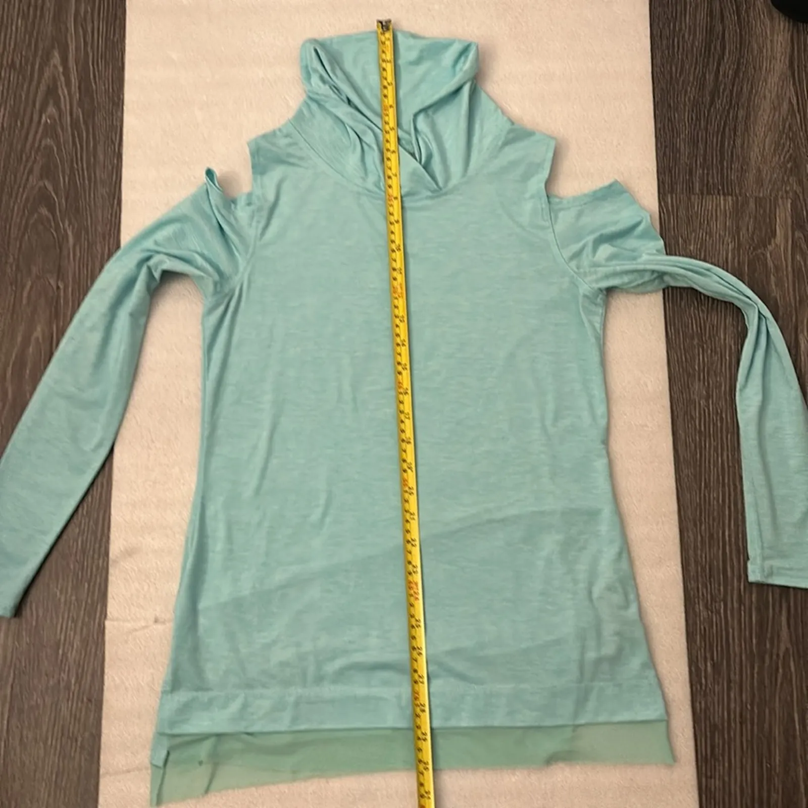 Nanette Lepore Women's Cold Shoulder Top Tunic Angel Blue  XS Athleisure Casual - Image 10