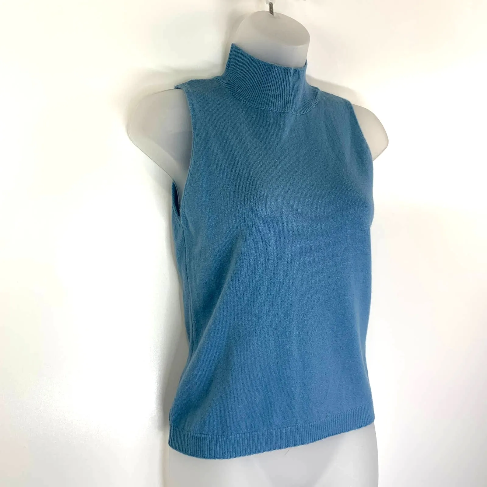 Y2K United Colors of Benetton Turtleneck Sweater Sleeveless Wool - Image 2