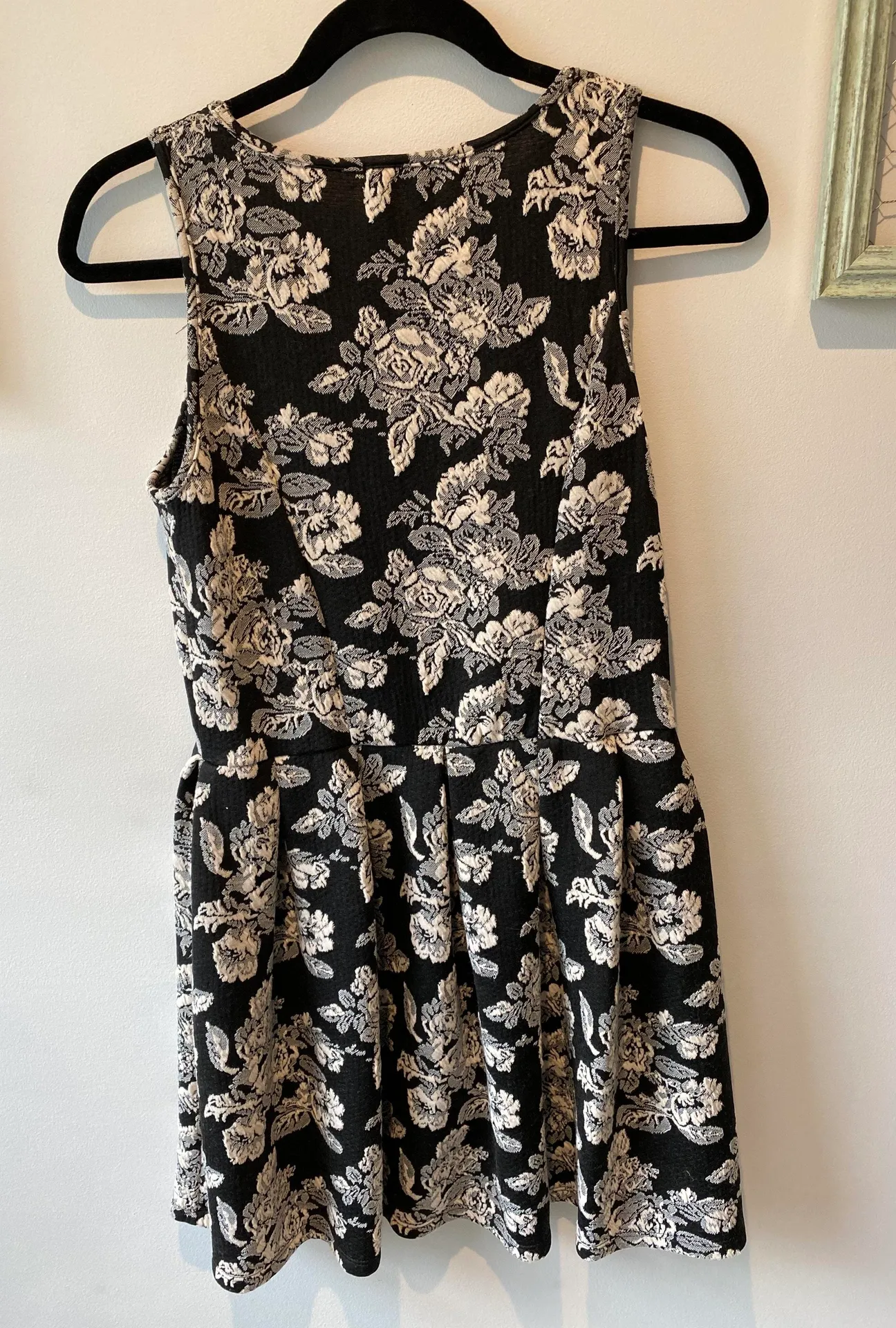 So Rad Dress Size M - Image 4