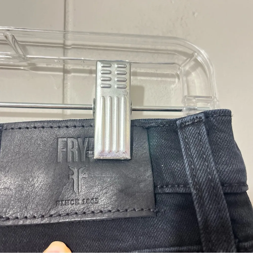 Frye Women's  Black  Womens Size 26 - Image 10