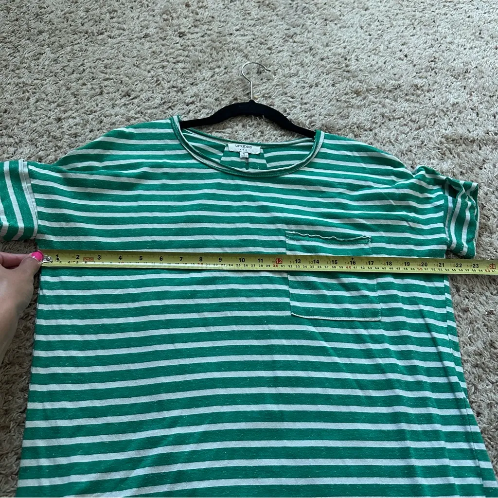 Umgee Shirt Women's Small Striped Hi Low Hem Green White Lightweight Knit Cotton - Image 6