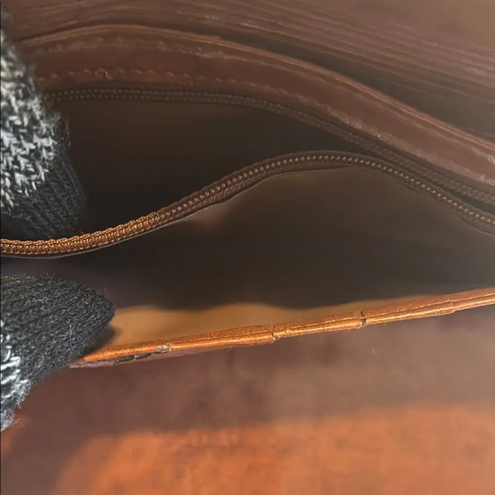 Buxton Tooled Leather Organizer Clutch Brown Preloved - Image 6