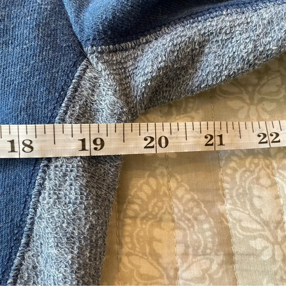 Hollister Blue Turtleneck Pullover Sweatshirt Small - Image 6