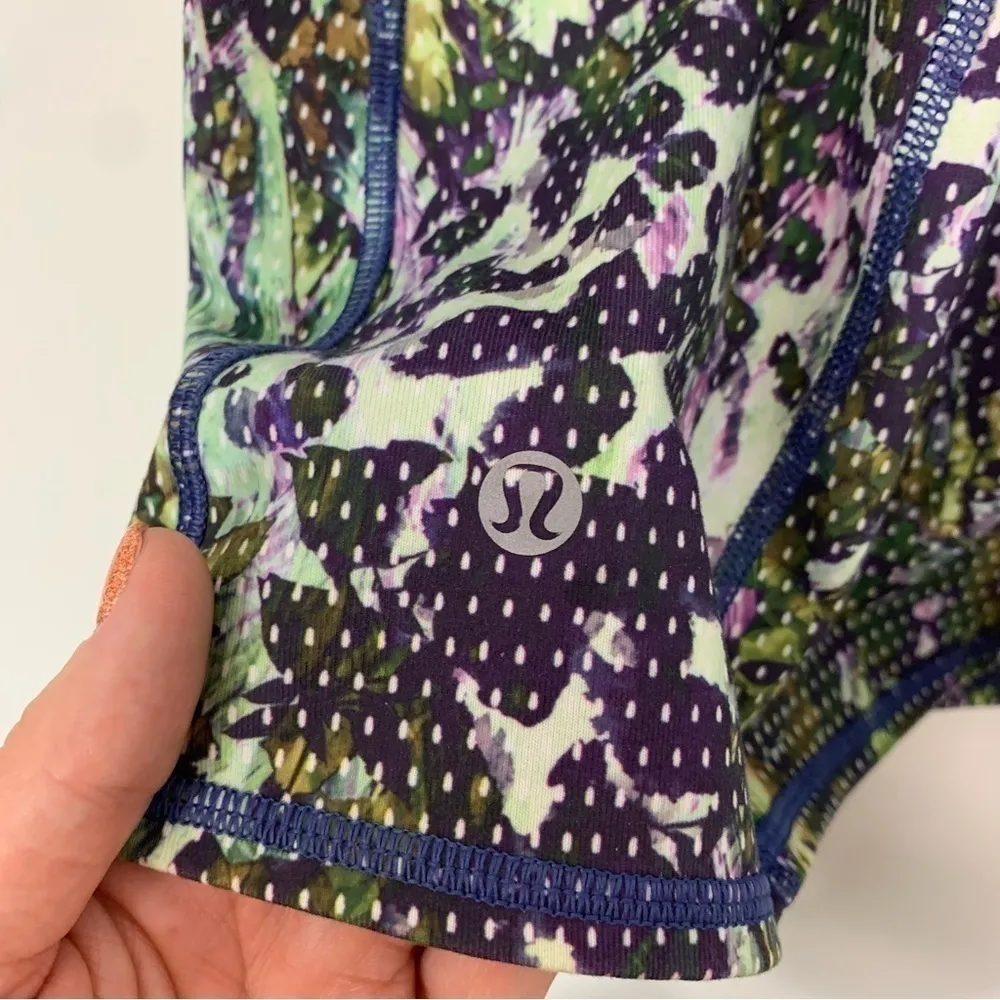 Lululemon Dancing Warrior Tank Floral Sport Pistachio Size 6 - Image 8